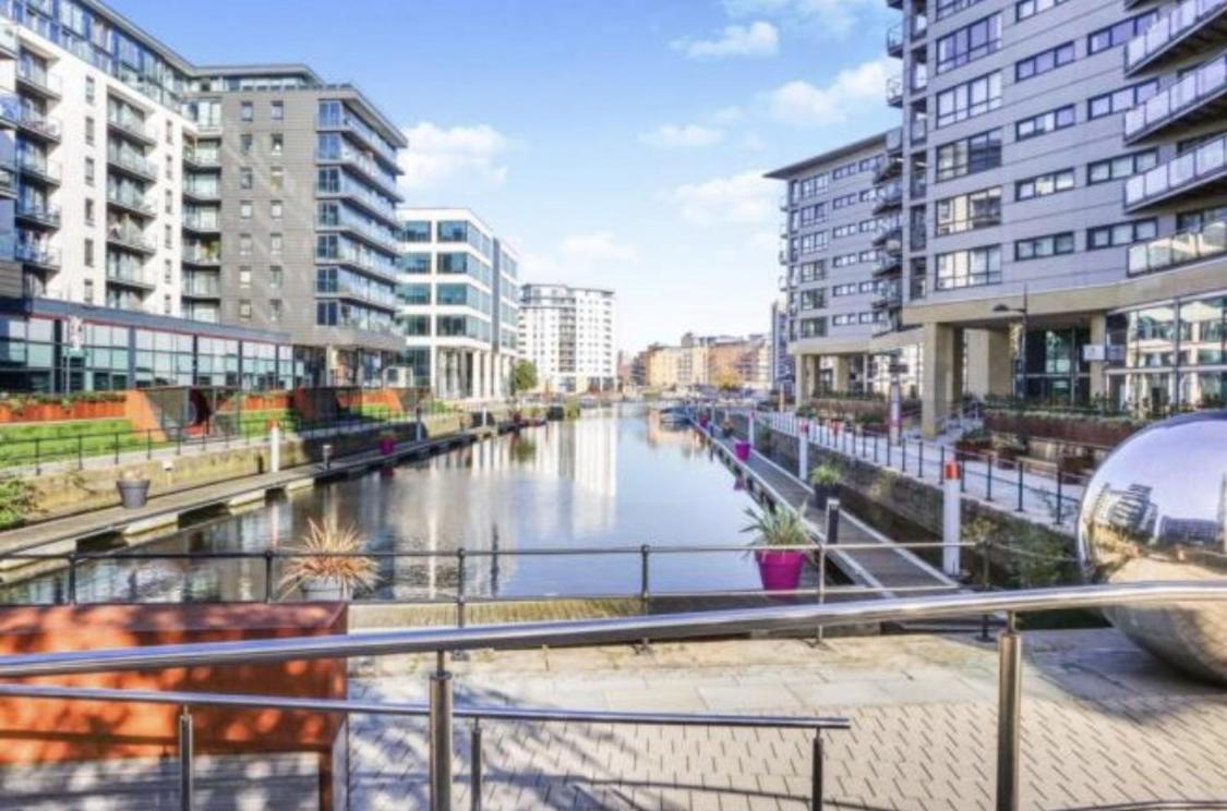 Deluxe River Canal View & Free Secure Parking! Leeds (West Yorkshire) Exterior foto