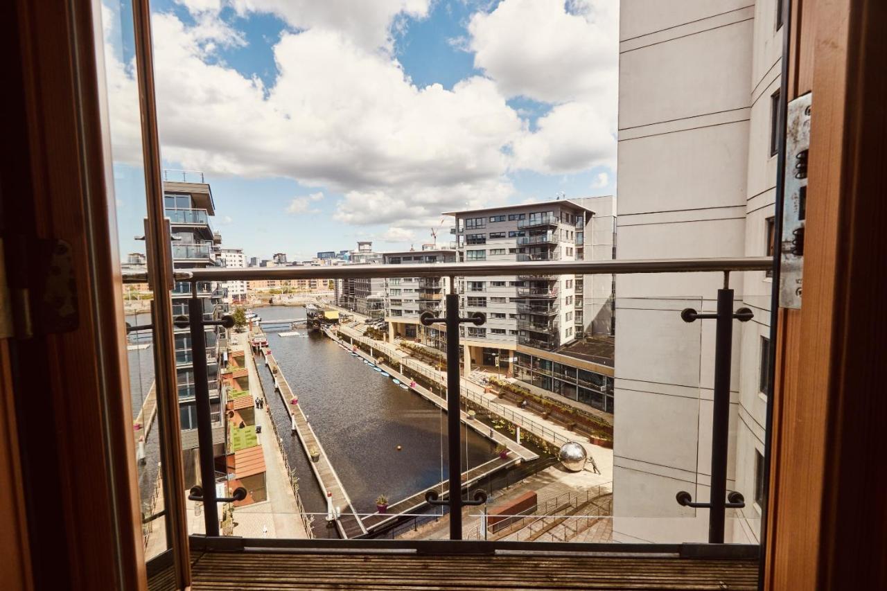 Deluxe River Canal View & Free Secure Parking! Leeds (West Yorkshire) Exterior foto