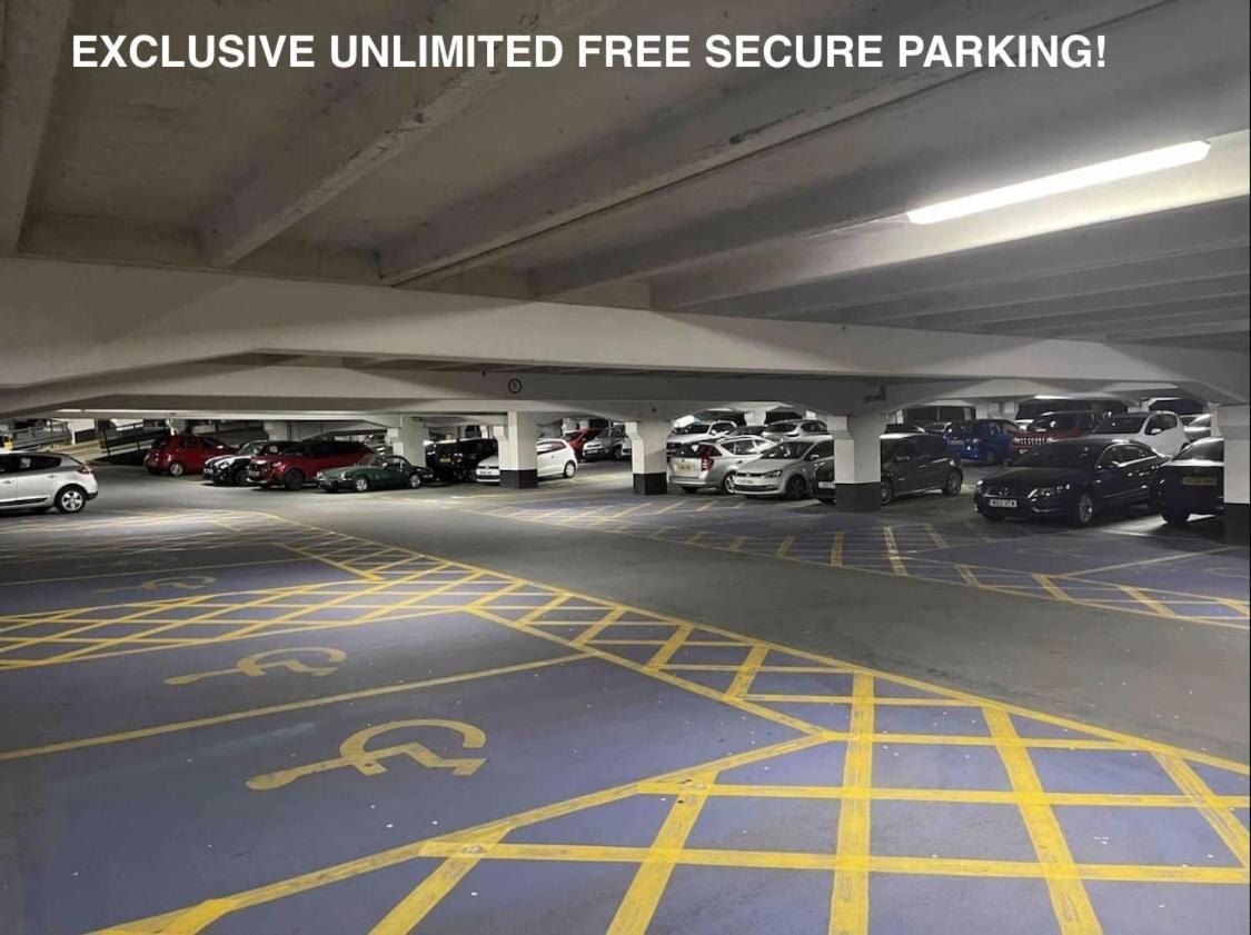 Deluxe River Canal View & Free Secure Parking! Leeds (West Yorkshire) Exterior foto